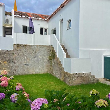 Casa Do Pisao - Cosy And Modern Two-Bedroom Townhouse Angra do Heroísmo Buitenkant foto