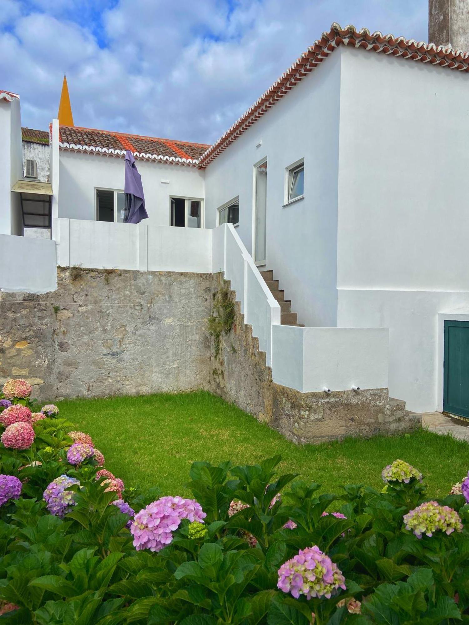 Casa Do Pisao - Cosy And Modern Two-Bedroom Townhouse Angra do Heroísmo Buitenkant foto